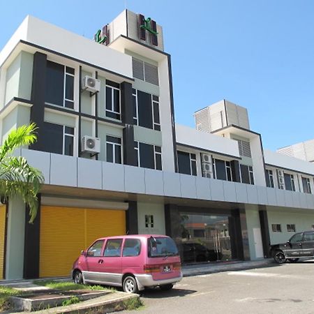 Labuk Hotel SDK Exterior photo
