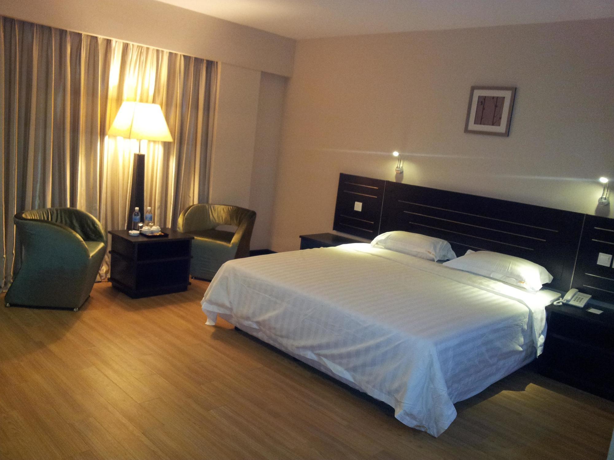 Labuk Hotel SDK Exterior photo